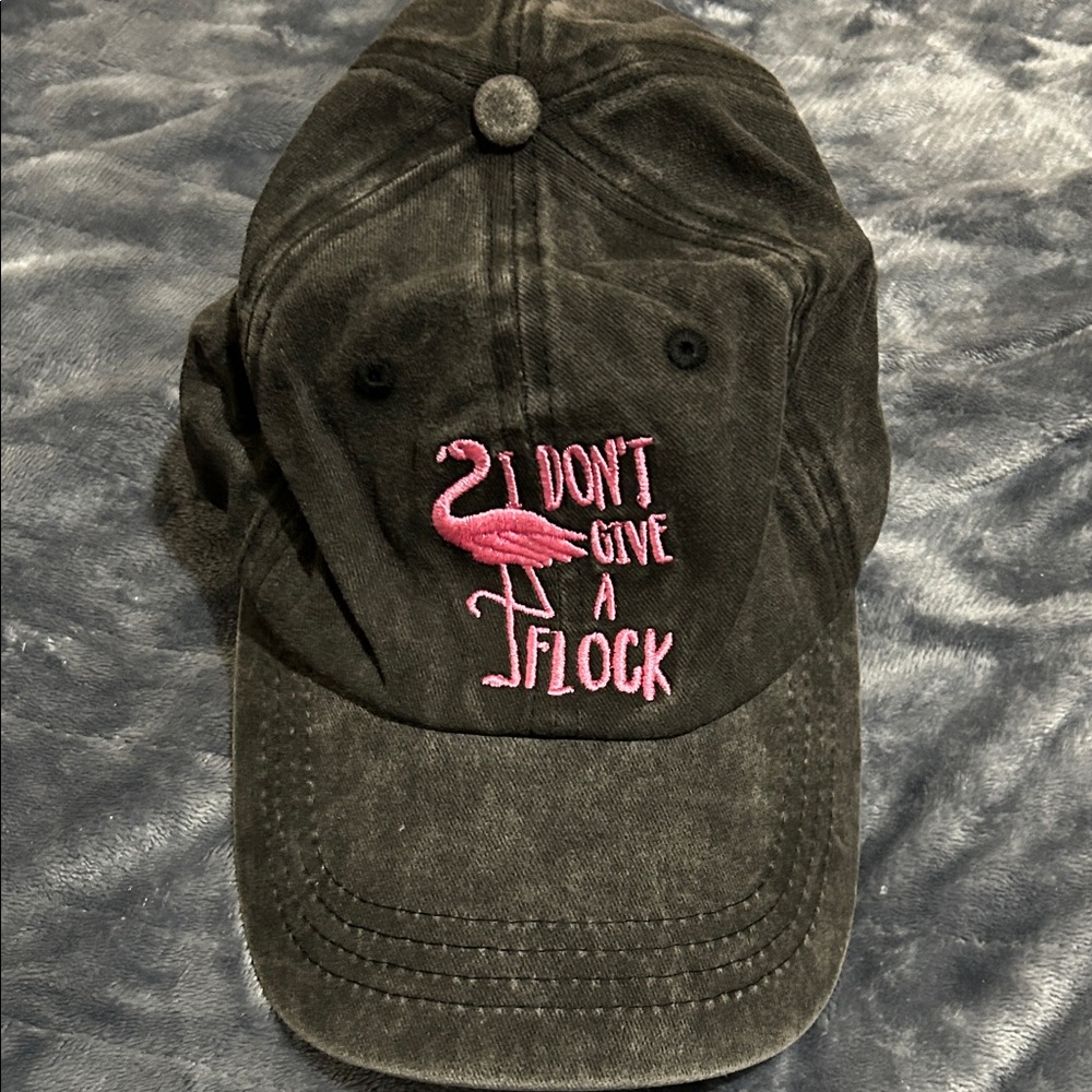 Women’s Black Baseball Cap with Pink Flamingo Embroidery